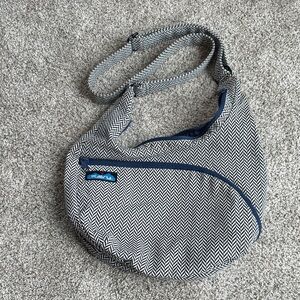 Kavu Navy & White Herringbone Crossbody Sling